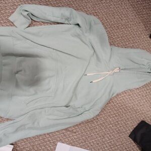 size large Denver Hayes sweatshirt